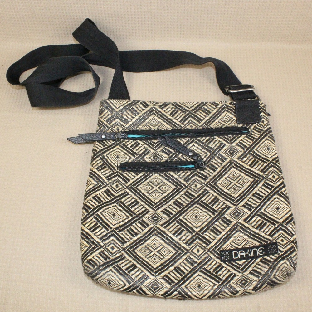 Dakine Woven Geometric Crossbody Bag Small Black Tan Boho Gorpcore Minimalist